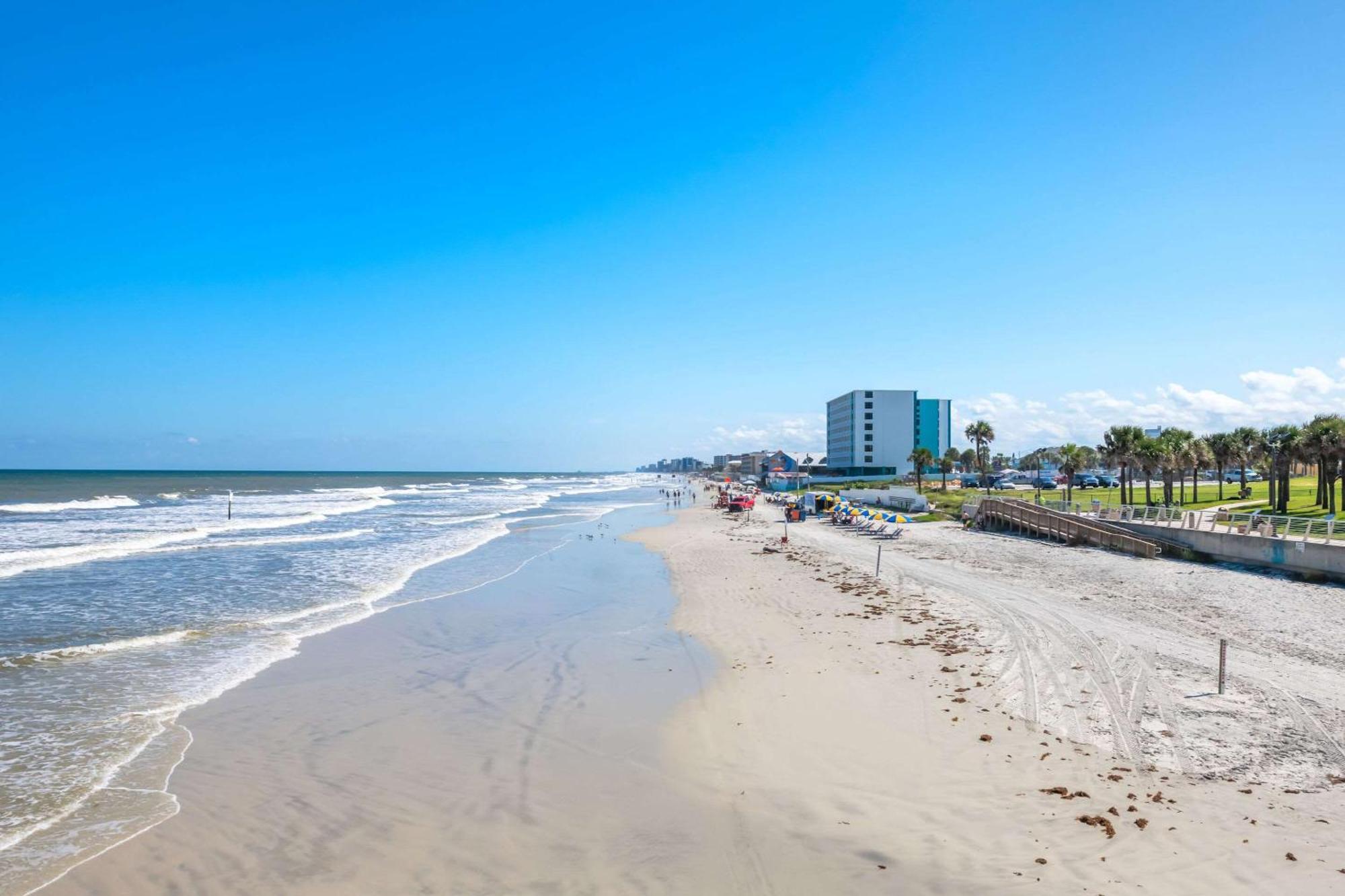 Comfort Inn & Suites Daytona Beach Oceanfront Dış mekan fotoğraf