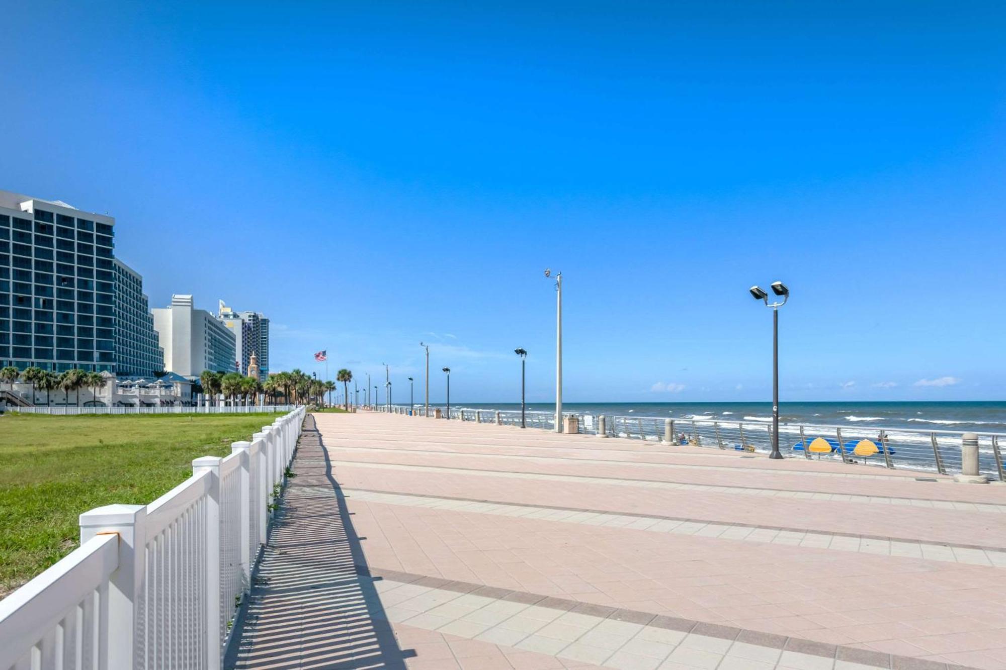 Comfort Inn & Suites Daytona Beach Oceanfront Dış mekan fotoğraf